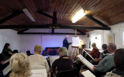 FANCY HAVING A FEW FRIENDS OVER FOR A QUICK DRAWING LESSON?